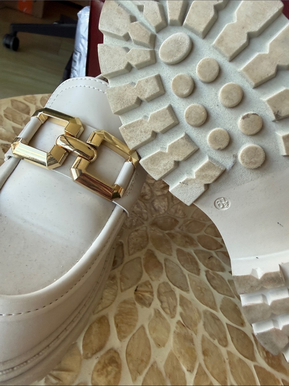 Steve Madden White Loafers with Gold Chain Accent - Picture 3 of 4